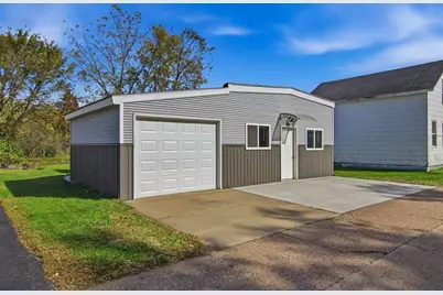 513 Main Street, Augusta, WI 54722 - Photo 27