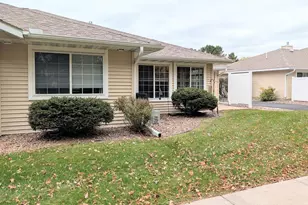 4217 W Robin Meadows Ln, Eau Claire, WI 54701 - Photo 5
