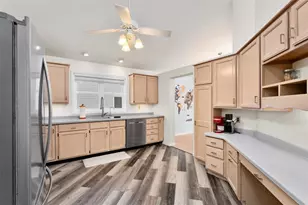 332 W Hamilton Ave, Eau Claire, WI 54701 - Photo 13