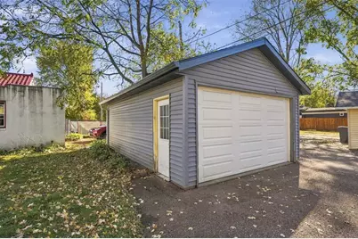 233 Garfield Avenue, Eau Claire, WI 54701 - Photo 39