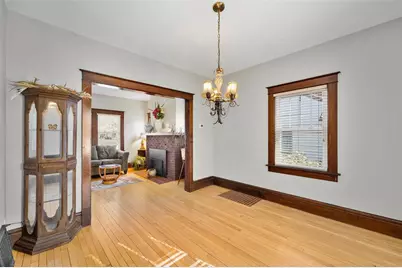 233 Garfield Avenue, Eau Claire, WI 54701 - Photo 9
