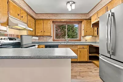 3001 W Cameron Street, Eau Claire, WI 54703 - Photo 11