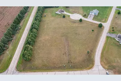 Feathers Court, Waupaca, WI 54981 - Photo 7