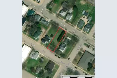 35 11th Street, Clintonville, WI 54929 - Photo 1