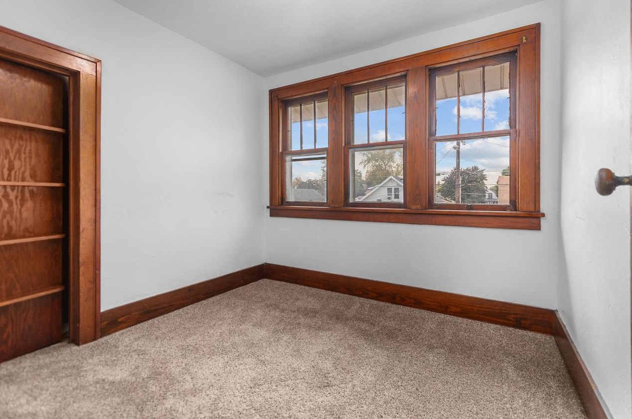 1234 Cedar St, Oshkosh WI  54901-3626 exterior