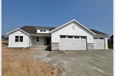 2195 Softwind Road - Photo 1