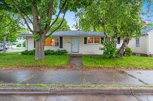 1135 N Locust St, Green Bay, WI 54303 - MLS 50260523 - Coldwell Banker