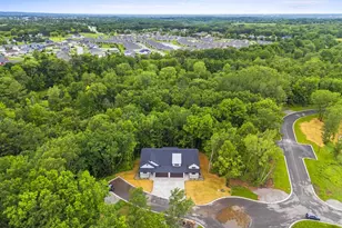 205 Deer Shed Trl, Green Bay, WI 54302 - Photo 13