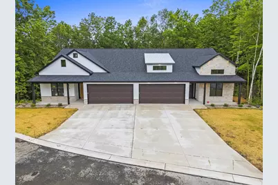 205 Deer Shed Trail #20, Green Bay, WI 54302 - Photo 9