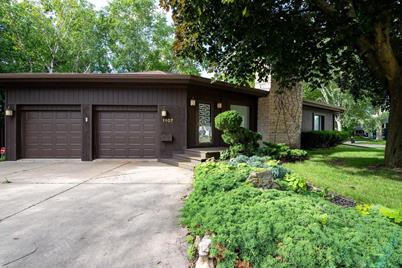 1107 E New York Avenue, Oshkosh, WI 54901 - Photo 1