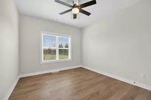 1382 Lighthouse Village Rd, Fond du Lac, WI 54937 - Photo 13