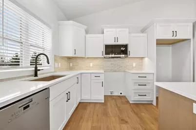 1382 Lighthouse Village Road, Fond du Lac, WI 54937 - Photo 7