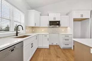 1382 Lighthouse Village Rd, Fond du Lac, WI 54937 - Photo 7