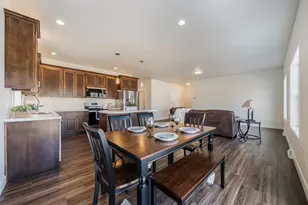 208 W National Ave, Brillion, WI 54110 - Photo 9