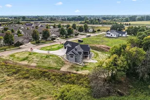 1385 Eastwind Ln, Fond du Lac, WI 54937 - Photo 49