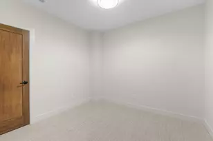 1385 Eastwind Ln, Fond du Lac, WI 54937 - Photo 33