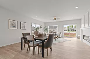 3687 Callalilly Ln, Appleton, WI 54913 - Photo 5