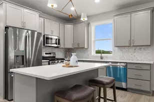 3687 Callalilly Ln, Appleton, WI 54913 - Photo 7