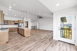 2521 Beasle Ct, De Pere, WI 54115 - Photo 9