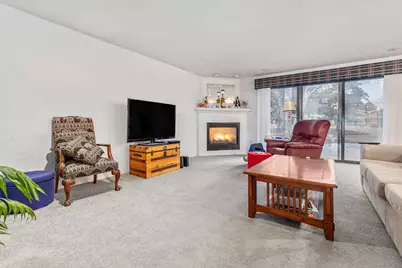 1237 W Nicolet Circle, Appleton, WI 54914 - Photo 11
