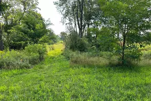 3102 S Sandstone Ct, Green Bay, WI 54313 - Photo 1