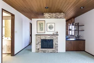 2136 White Swan Dr, Oshkosh, WI 54901 - Photo 37