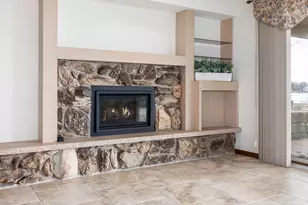 2151 Sunrise Dr, Appleton, WI 54914 - Photo 17