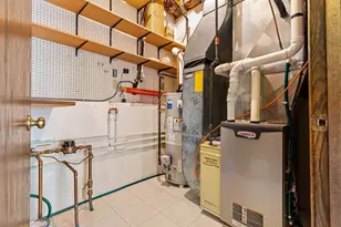 2151 Sunrise Dr, Appleton, WI 54914 - Photo 45