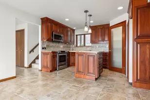 2151 Sunrise Dr, Appleton, WI 54914 - Photo 15