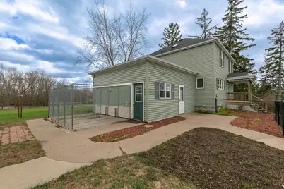 414 State Road 26, Oshkosh, WI 54904 - Photo 3