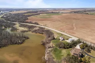 3829 Lost Dauphin Rd, De Pere, WI 54115 - Photo 5