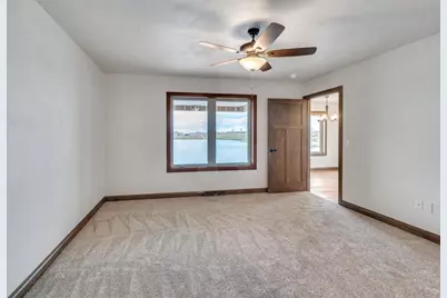 1419 Prairie Lake Circle, Neenah, WI 54956 - Photo 13