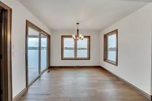 1419 Prairie Lake Cir, Neenah, WI 54956 - Photo 9