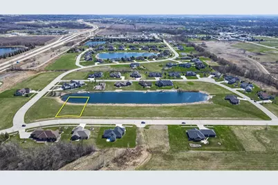 1138 Ducharme Parkway, Fond du Lac, WI 54935 - Photo 3