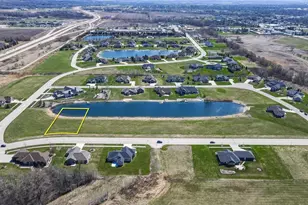 1138 Ducharme Pkwy, Fond du Lac, WI 54935 - Photo 3