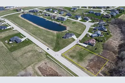 1010 Deer, Fond du Lac, WI 54935 - Photo 3