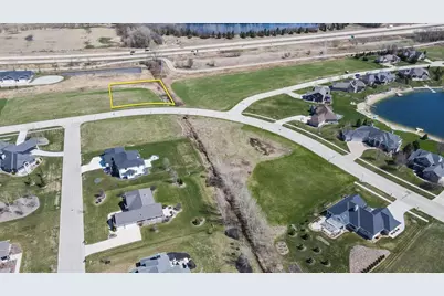 477 N Country Lane, Fond du Lac, WI 54935 - Photo 1