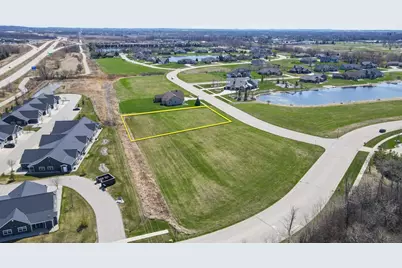 531 N Country Lane, Fond du Lac, WI 54935 - Photo 1