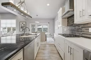 900 Woodcrest Heights Dr, Menasha, WI 54952 - Photo 9