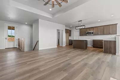 2671 Lawrence Lane, Neenah, WI 54956 - Photo 3