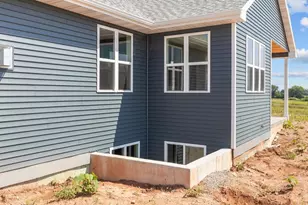 2671 Lawrence Ln, Neenah, WI 54956 - Photo 39