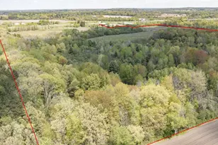 E4347 E Gate Dr, Waupaca, WI 54981 - Photo 9