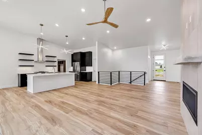 3644 W Hank Avenue, De Pere, WI 54115 - Photo 7