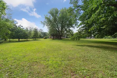 2611 South Road, Burlington, WI 53105 - Photo 9