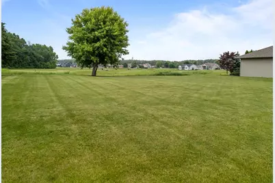 563 Royal St Pats Drive, Wrightstown, WI 54180 - Photo 3