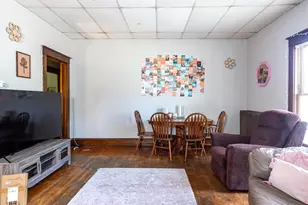 863 Jackson St, Oshkosh, WI 54901 - Photo 3