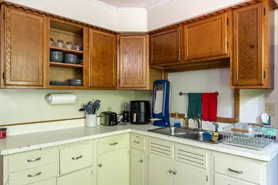 863 Jackson Street, Oshkosh, WI 54901 - Photo 5