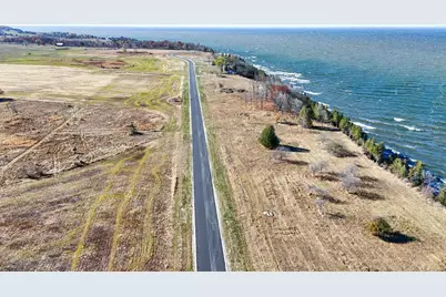 Debroux Court, Sturgeon Bay, WI 54235 - Photo 7