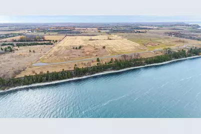 Debroux Court, Sturgeon Bay, WI 54235 - Photo 17