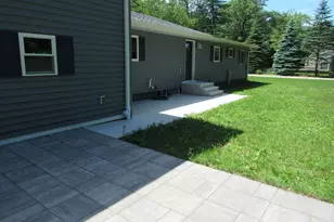 N1476 River Dr, Menominee, MI 49858 - Photo 9